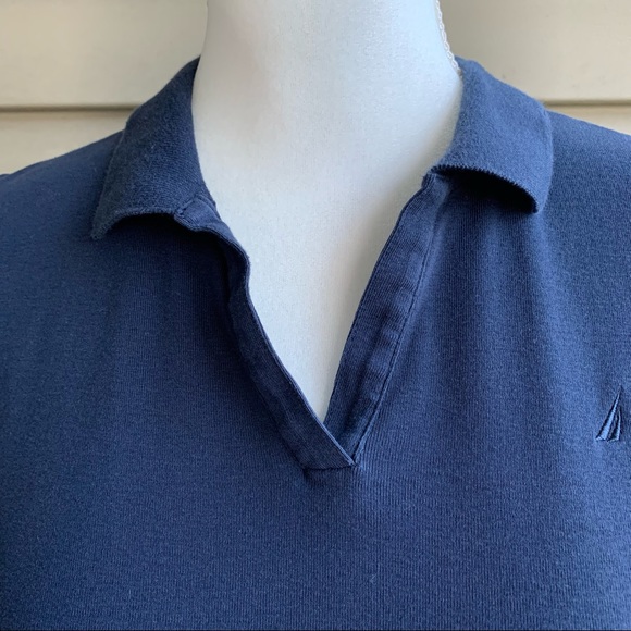 •Nautica• Navy Blue Collared V-Neck Top-Size Large - Picture 3 of 8
